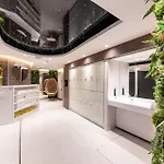 Voco Centre - The Garden By Ihg 4*