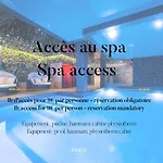 Voco Centre - The Garden By Ihg