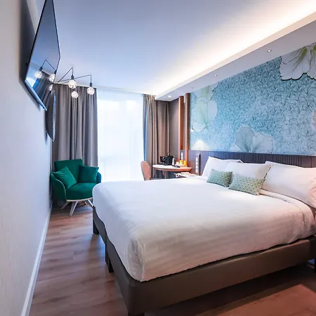 Voco Centre - The Garden By Ihg Hotel Štrasburk