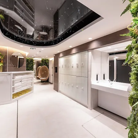 Otel Voco Centre - The Garden By Ihg Strazburg