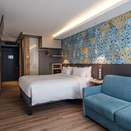 Otel Voco Centre - The Garden By Ihg 4*