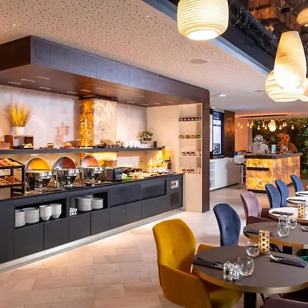 Voco Centre - The Garden By Ihg 4*