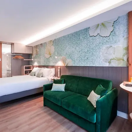 Voco Centre - The Garden By Ihg Hotel 4*