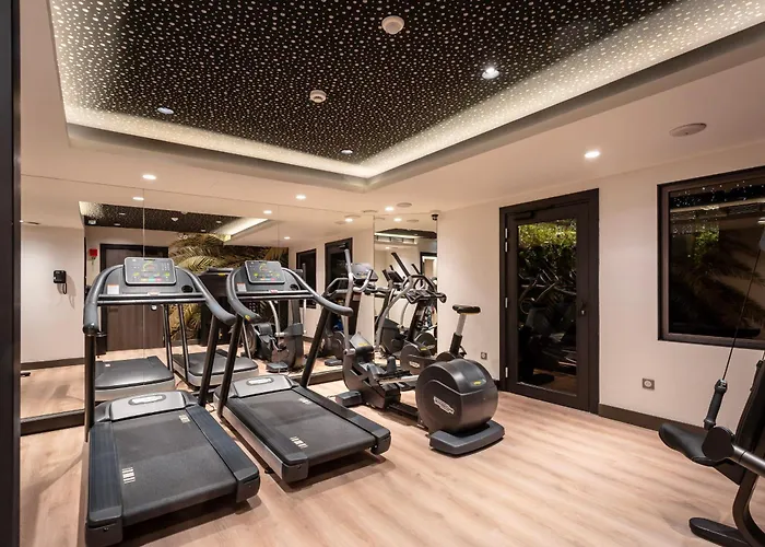 Voco Centre - The Garden By Ihg Szálloda 4*