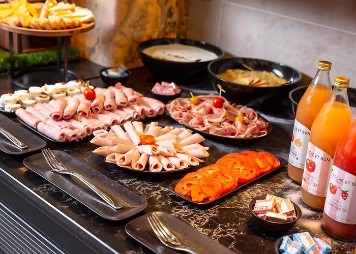 Hotel Voco Centre - The Garden By Ihg 4*