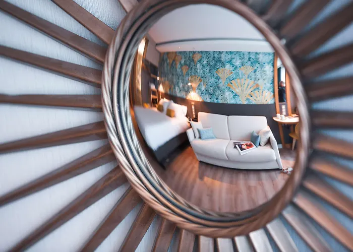 Szálloda Voco Centre - The Garden By Ihg