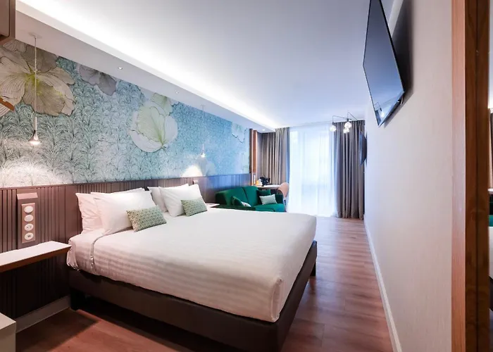 Voco Centre - The Garden By Ihg Szálloda