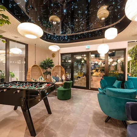 Voco Centre - The Garden By Ihg