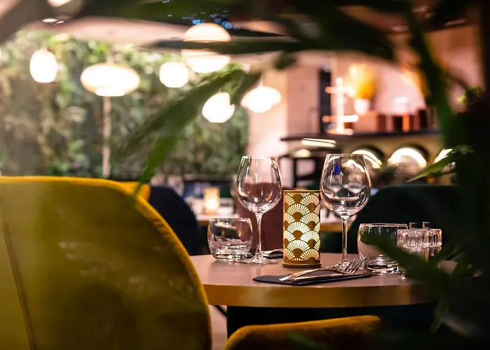 Voco Centre - The Garden By Ihg 4*