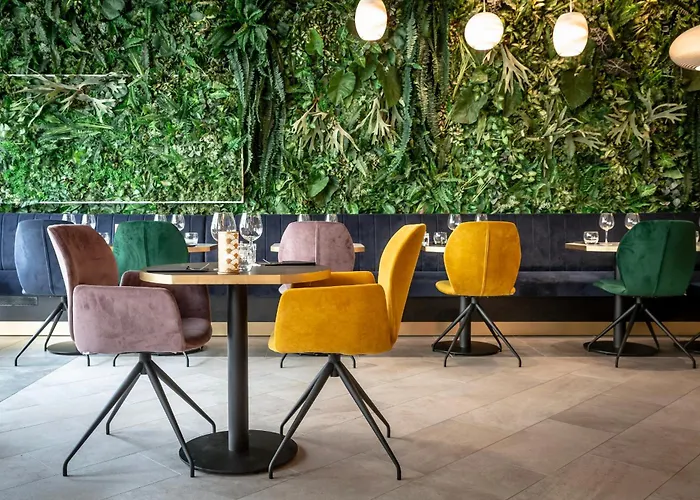 Hotel Voco Centre - The Garden By Ihg